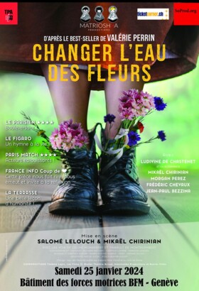 CHANGER L'EAU DES FLEURS