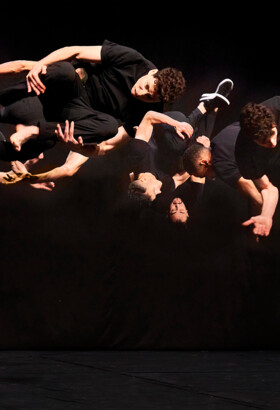 KA-IN - Groupe Acrobatique de Tanger / Raphaëlle Boitel